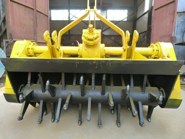 雙傳動兩排鏈條拌和機（中型）