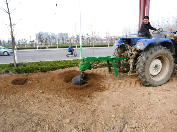 植樹挖坑機(中型)