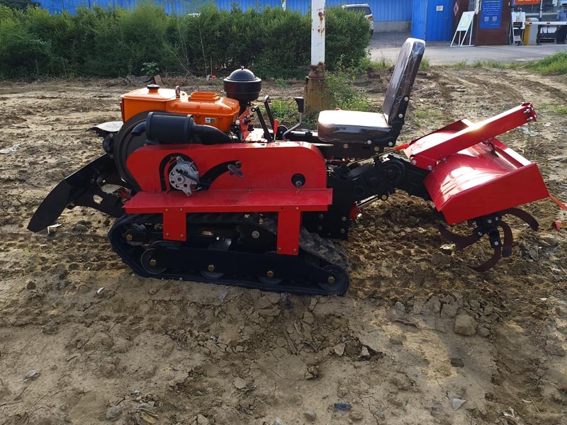 25 馬力旱地履帶式旋耕機